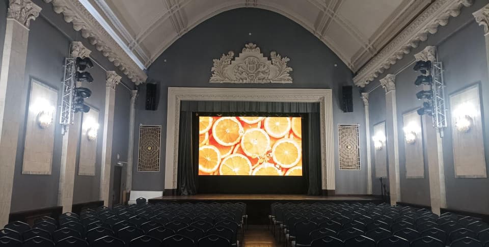 Внутренний светодиодный экран Калининград