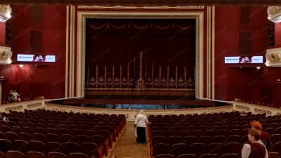 Светодиодные экраны, самарский театр оперы и балета