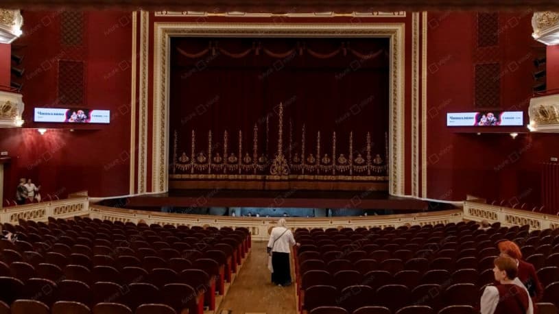 Светодиодные экраны, самарский театр оперы и балета